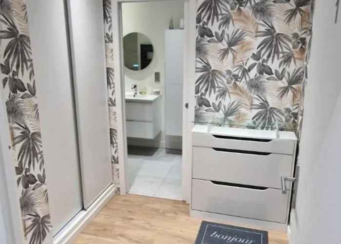 Type 2 * Saint-Nazaire (Loire-Atlantique)